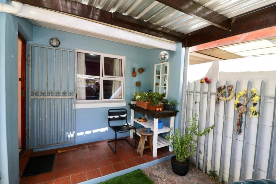 To Let 3 Bedroom Property for Rent in Diep River Western Cape